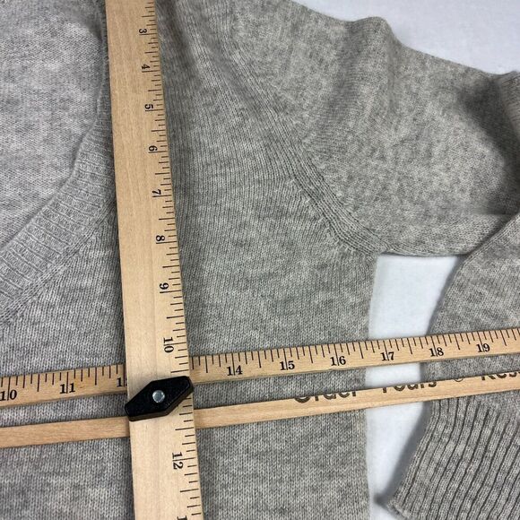 BP Studio Womens Cashmere V-Neck Sweater Gray Long Short Sleeve Pullover S/M - Picture 7 of 11